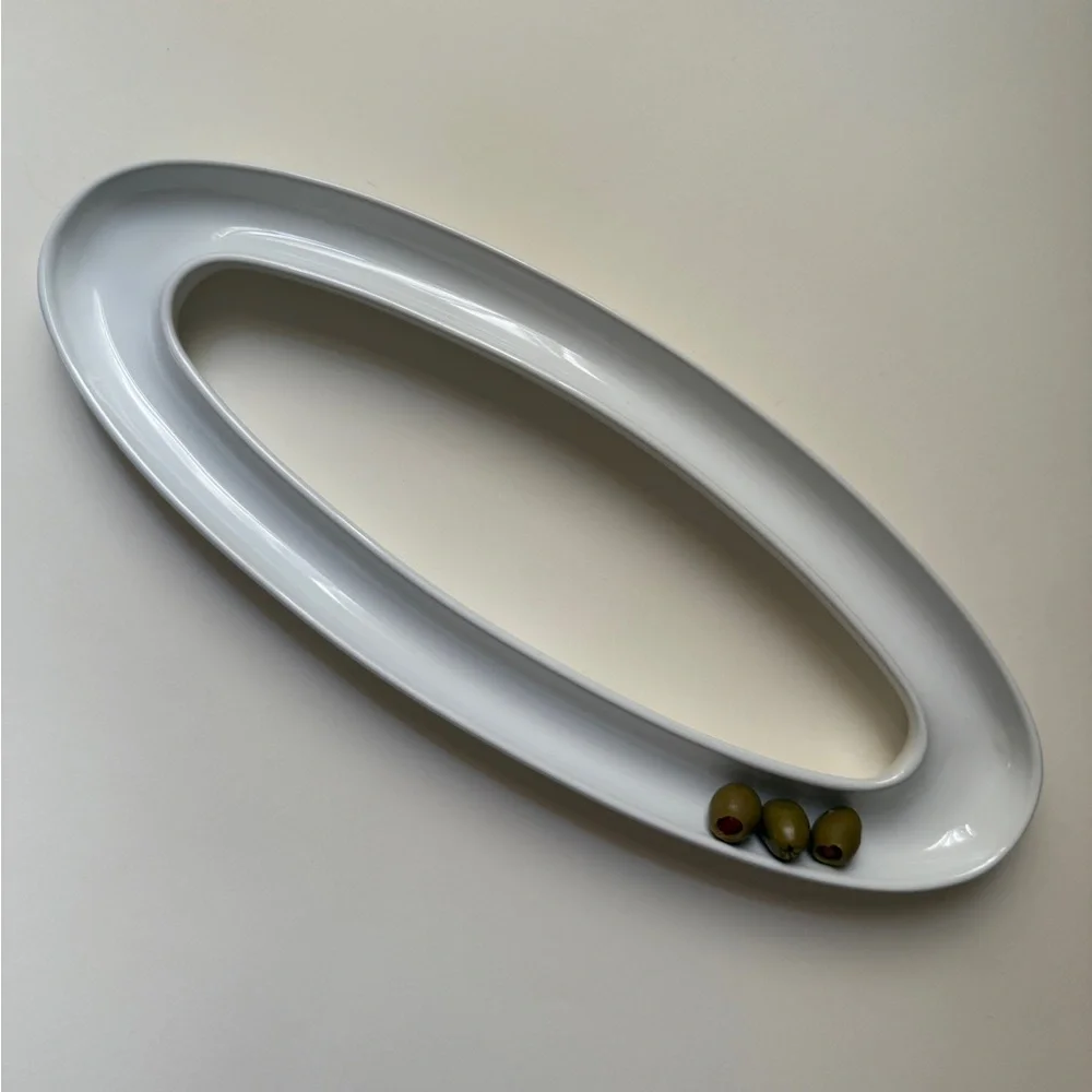 Williams Sonoma Olive serving dish